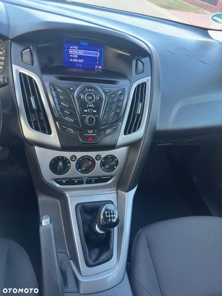 Ford Focus SW 1.6 TDCi Trend - 11