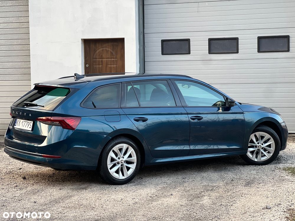 Skoda Octavia 2.0 TDI SCR Ambition DSG - 9