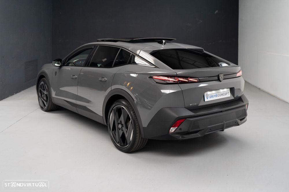 Peugeot 408 1.6 Hybrid GT e-EAT8 - 21