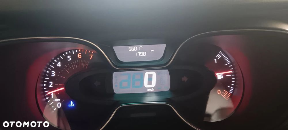 Renault Captur - 10