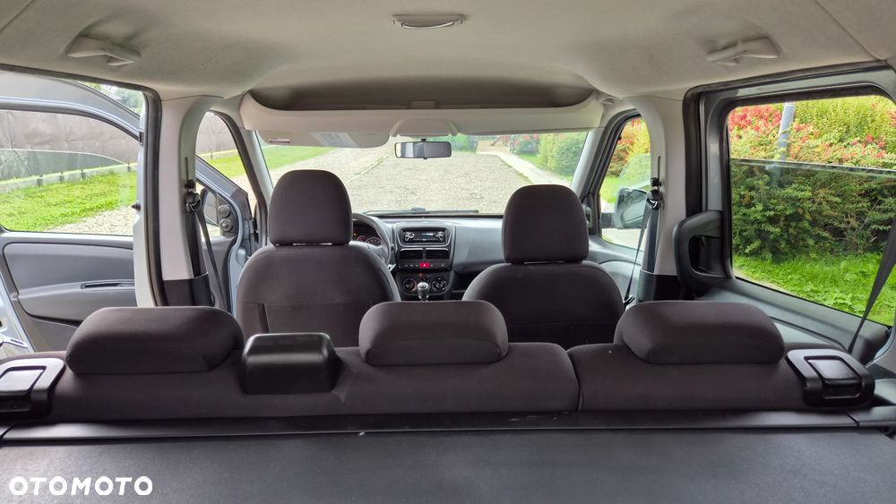 Fiat Doblo 1.4 16V Dynamic - 11
