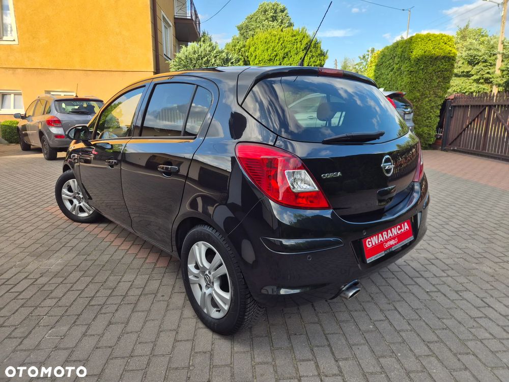 Opel Corsa 1.4 16V Automatik Selection - 4