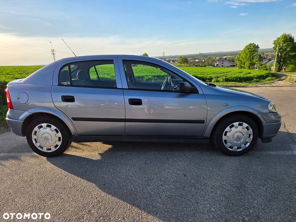 Opel Astra 1.4 - 2