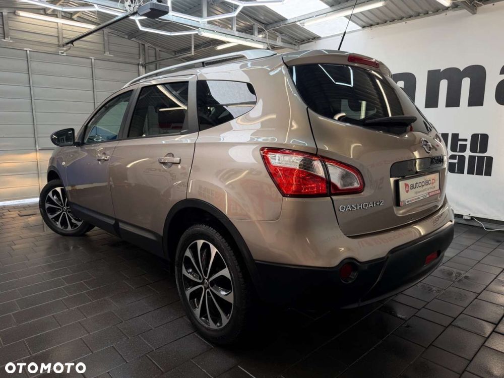 Nissan Qashqai+2 - 13