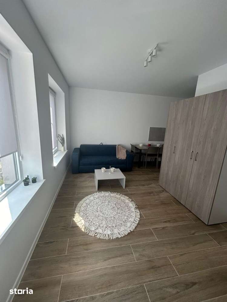 Garsoniera open space, cocheta, etaj 3, balcon, AC, mentenanta inclusa - Imagine principală: 2/26