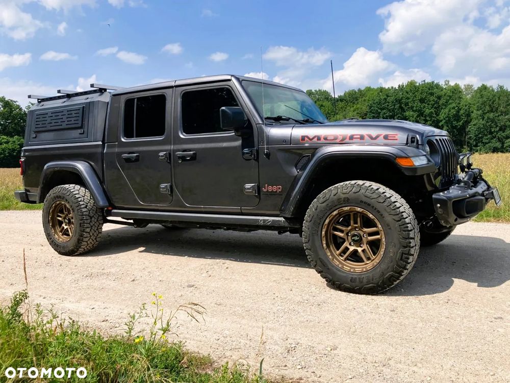 Jeep Gladiator - 2