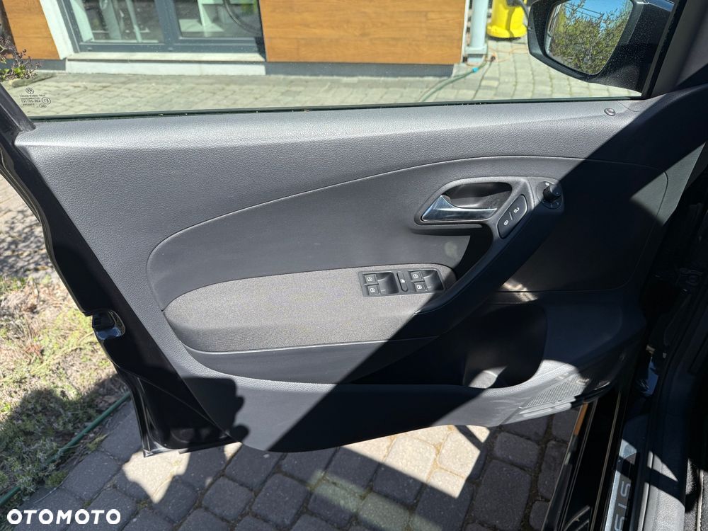 Volkswagen Polo 1.4 16V Highline - 14