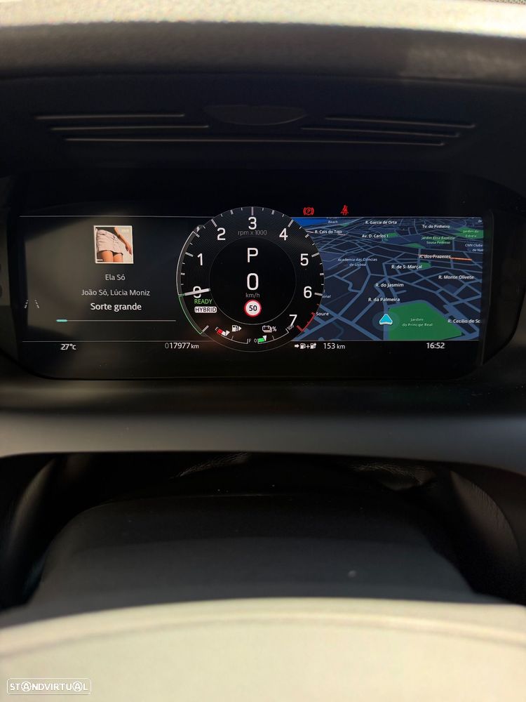 Land Rover Discovery Sport 1.5 I3 P300e AWD R-Dynamic SE - 13