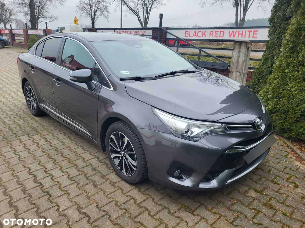 Toyota Avensis 1.8 Premium - 3