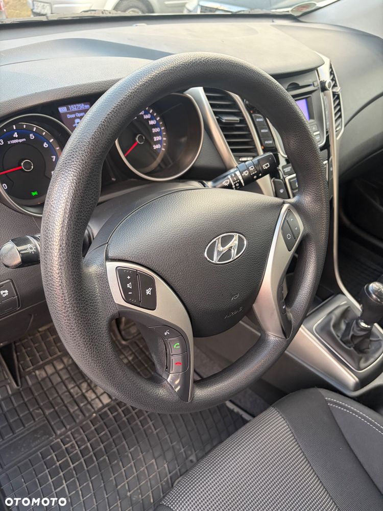 Hyundai i30 1.4 Fifa World Cup Edition - 19