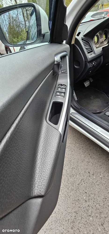 Volvo XC 60 - 36