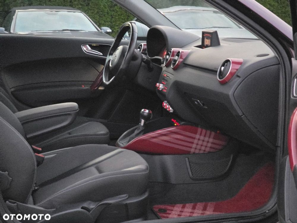 Audi A1 3-drzwiowe 1.4 TFSI 119g S tronic Attraction - 12