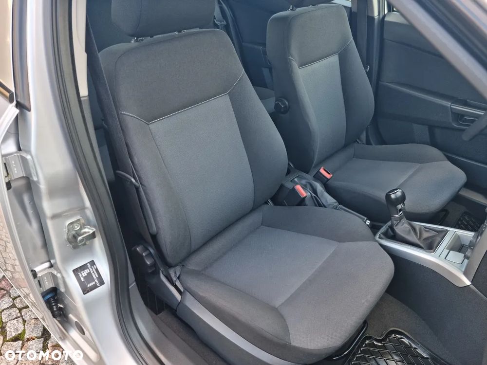 Opel Astra 1.6 Enjoy - 18