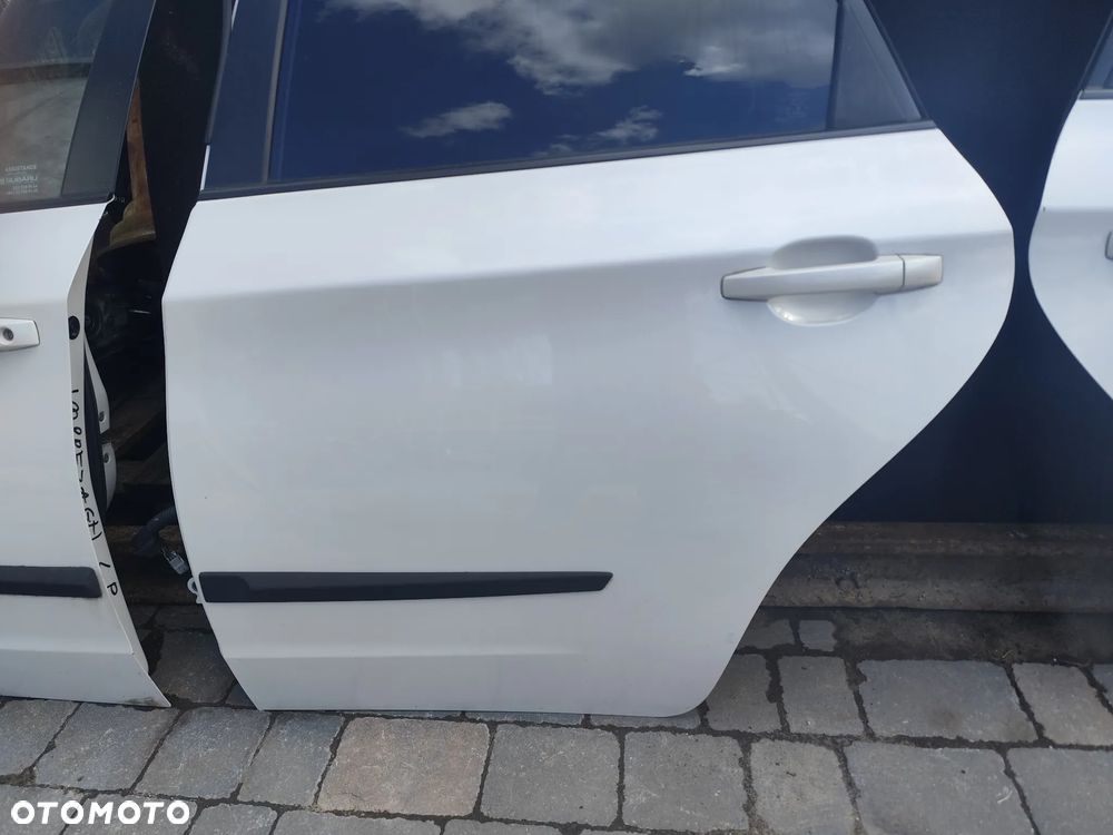 Subaru Impreza Sport GH maska zderzak lusterko drzwi klapa lampy ksenon tylne LED listwy progowe - 25