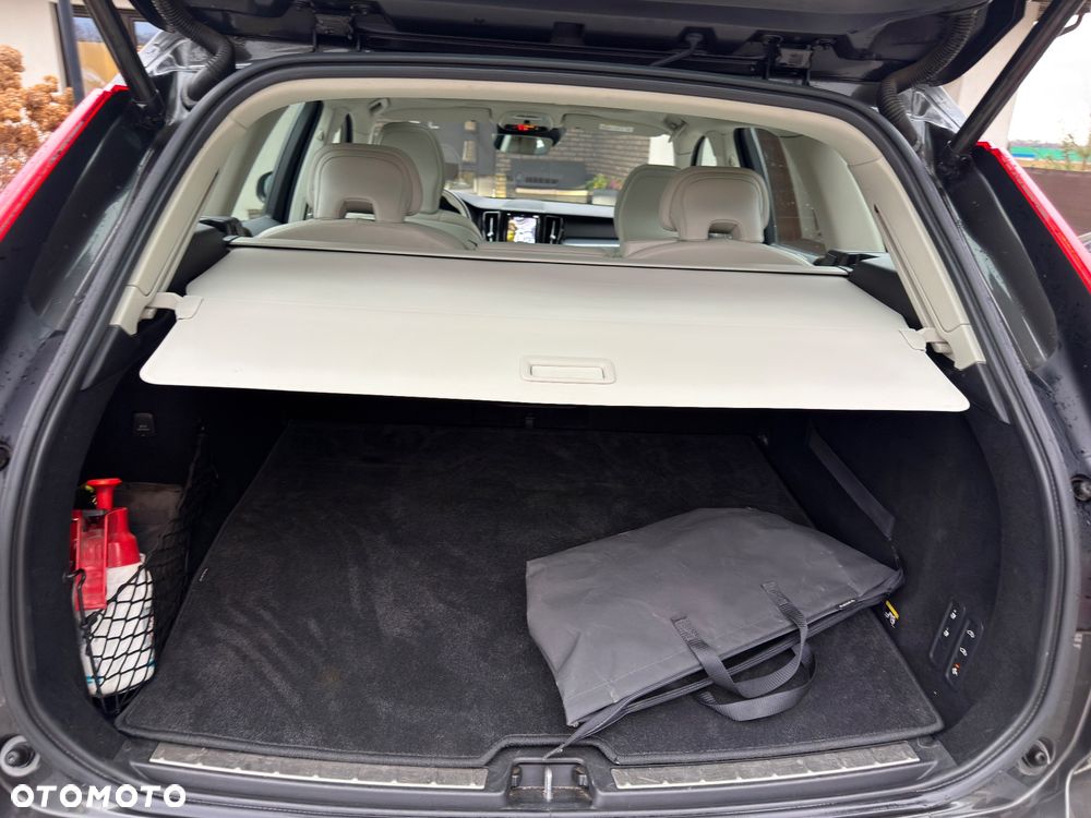 Volvo XC 60 T8 Twin Engine AWD Geartronic Inscription - 20