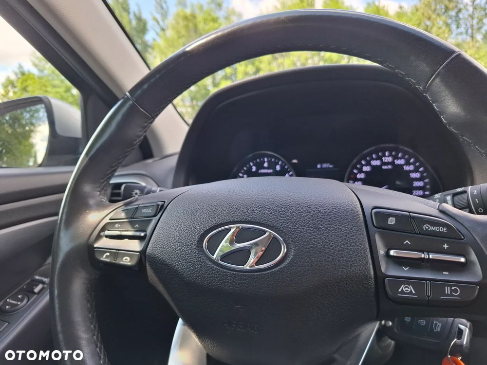 Hyundai i30 - 19