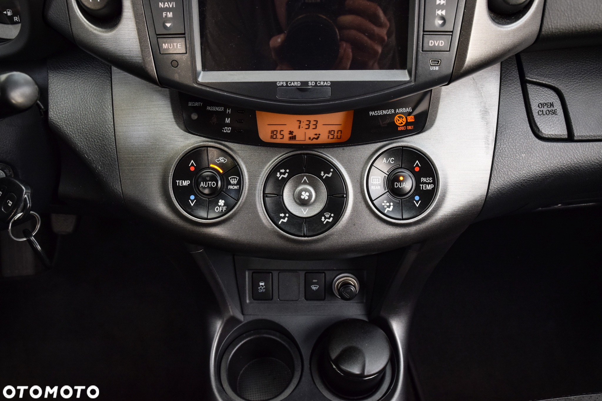 Toyota RAV4 2.2 D-4D Sol Platinium NAVI - 24