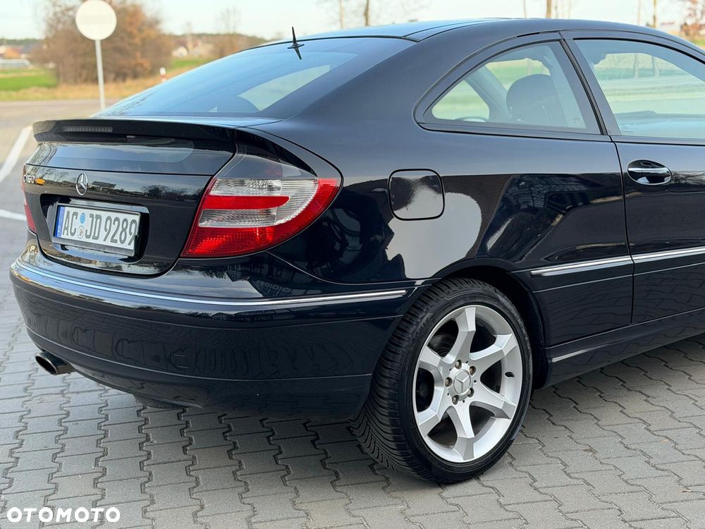 Mercedes-Benz Klasa C - 25