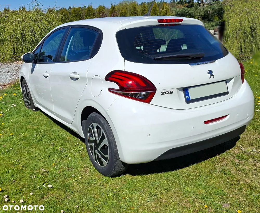 Peugeot 208 - 9