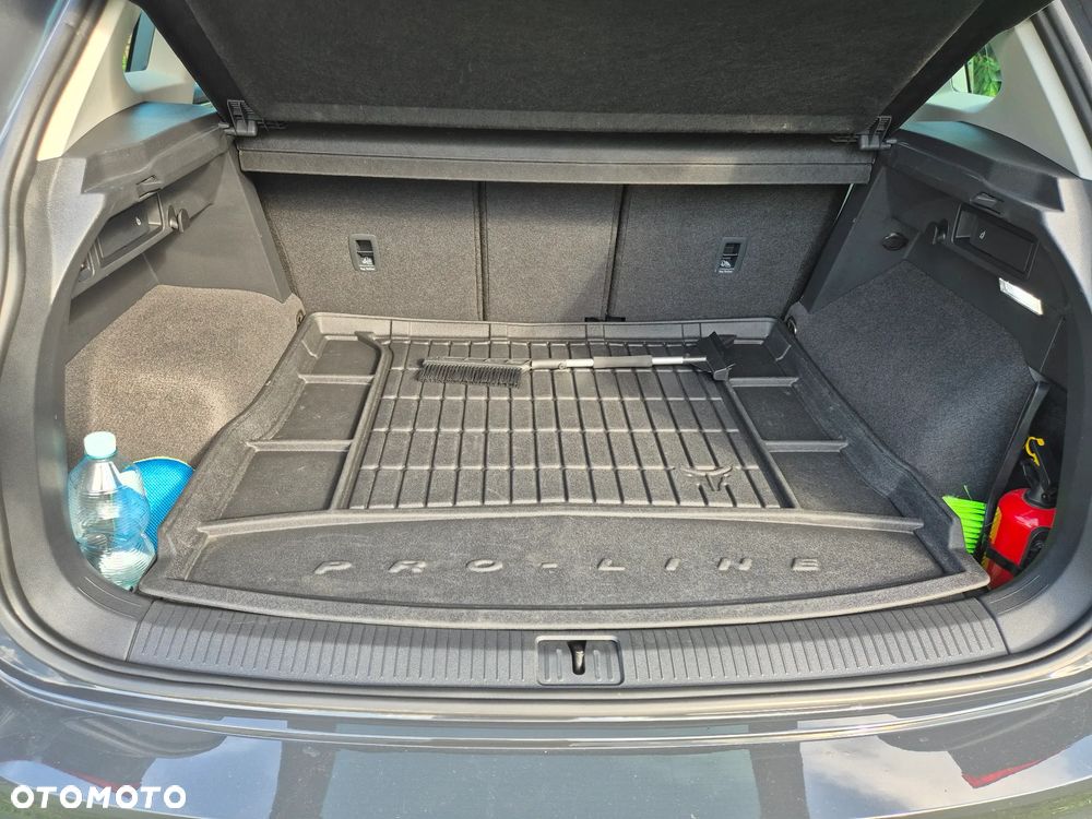 Volkswagen Tiguan 2.0 TDI SCR Elegance DSG - 12