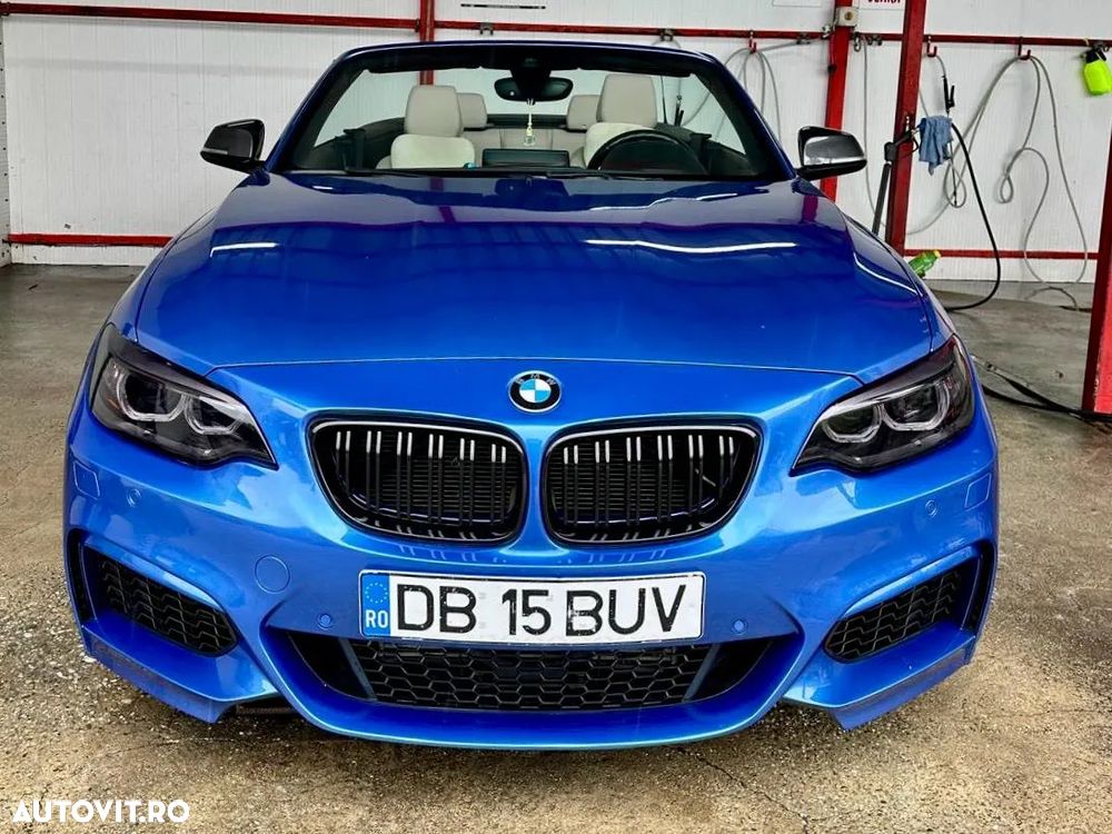 BMW M2 M235i xDrive AT - 3