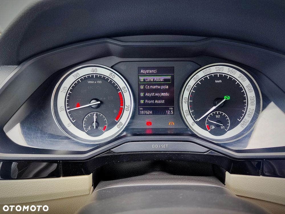 Skoda Superb 2.0 TSI 4x4 L&K DSG - 7