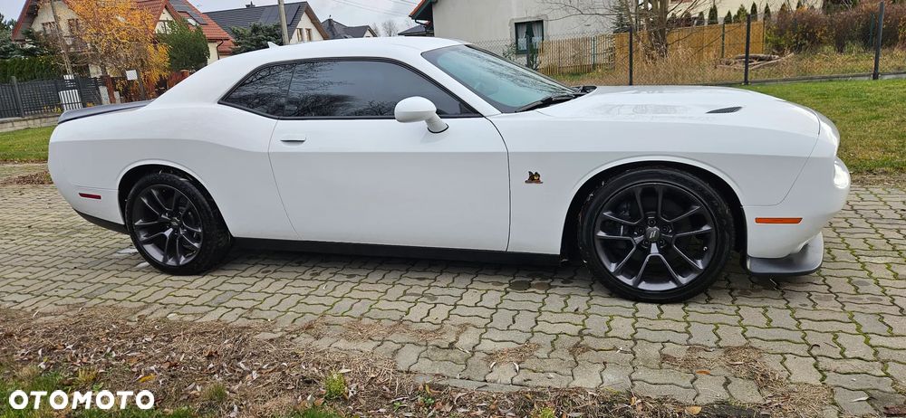 Dodge Challenger 6.4 Scat Pack - 3