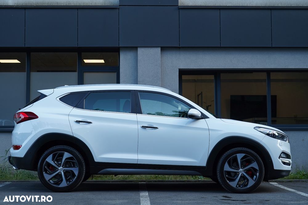 Hyundai Tucson 2.0 CRDI 4WD Automatik Premium - 20