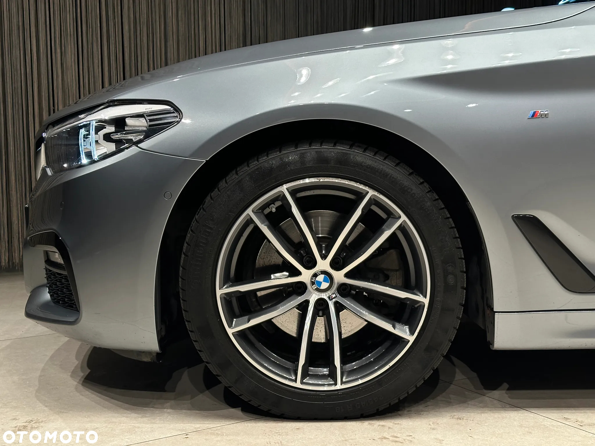 BMW Seria 5 520d M Sport - 3
