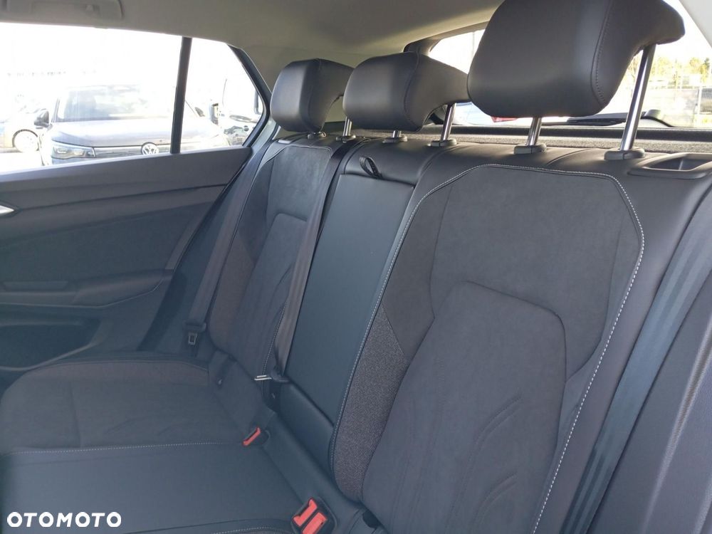 Volkswagen Golf - 19
