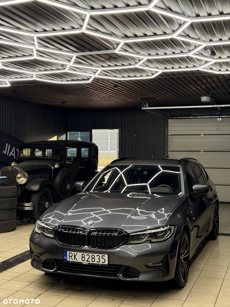 BMW Seria 3 320d Sport Line Shadow - 15