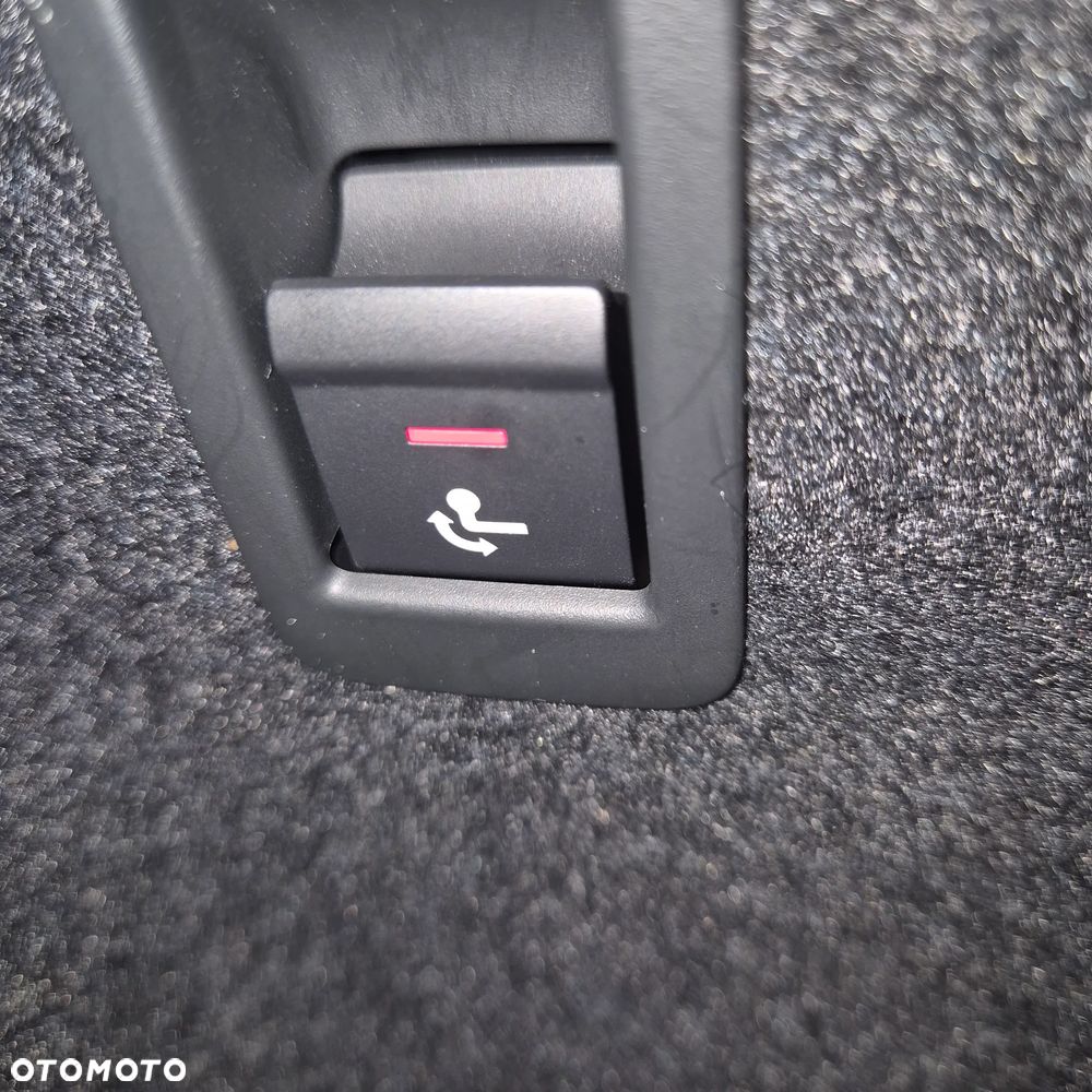 Audi Q3 35 TFSI S line - 8