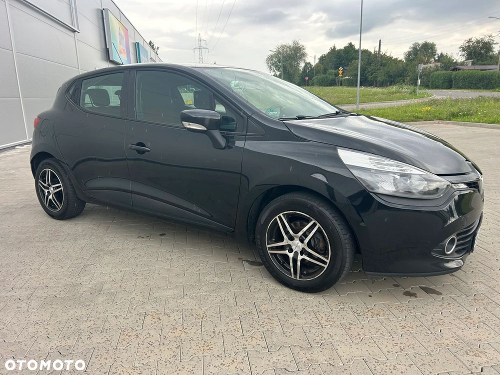 Renault Clio 1.2 16V 75 Business - 8