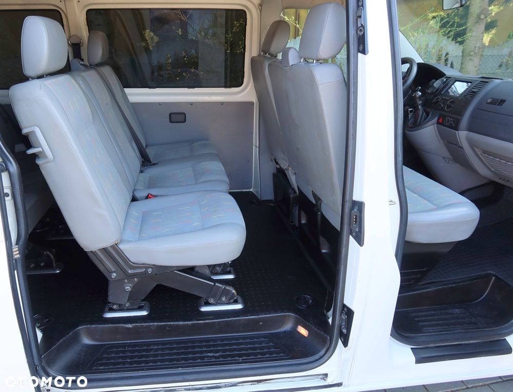 Volkswagen Transporter - 16