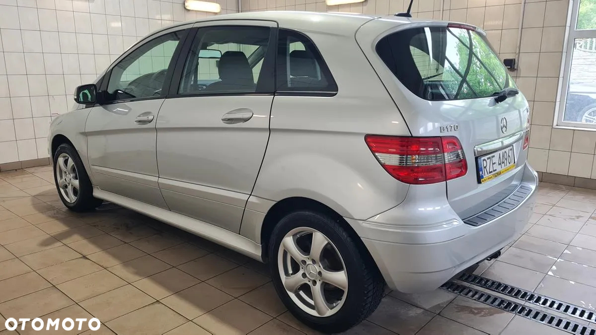 Mercedes-Benz Klasa B 170 NGT BlueEFFICIENCY - 4