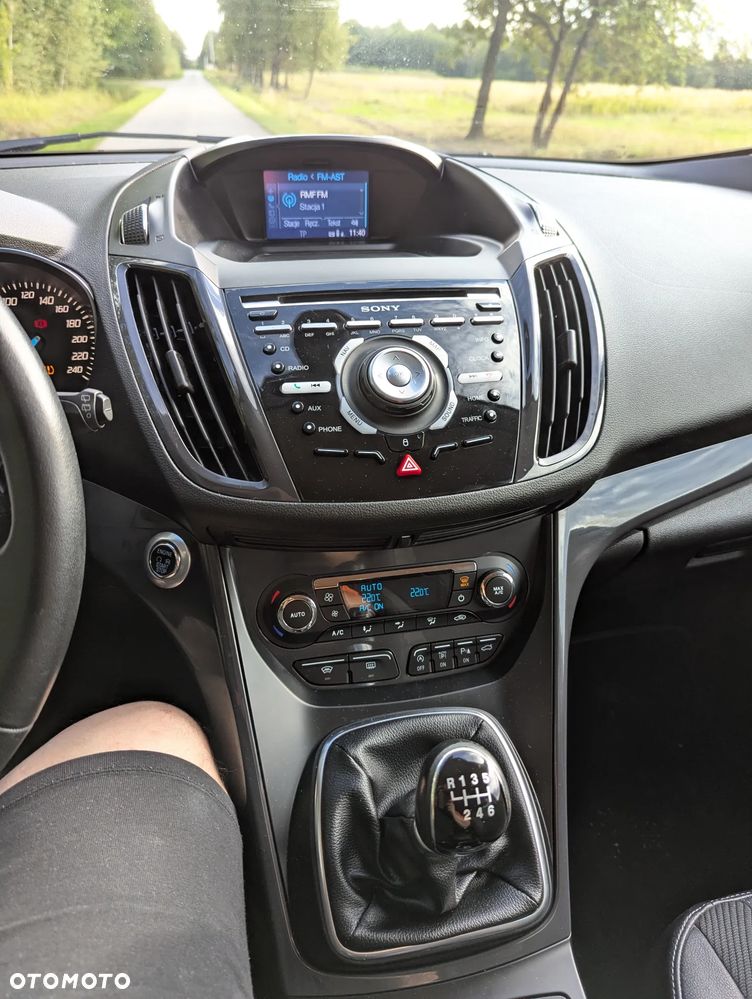 Ford Kuga 1.5 EcoBoost FWD Trend ASS - 11