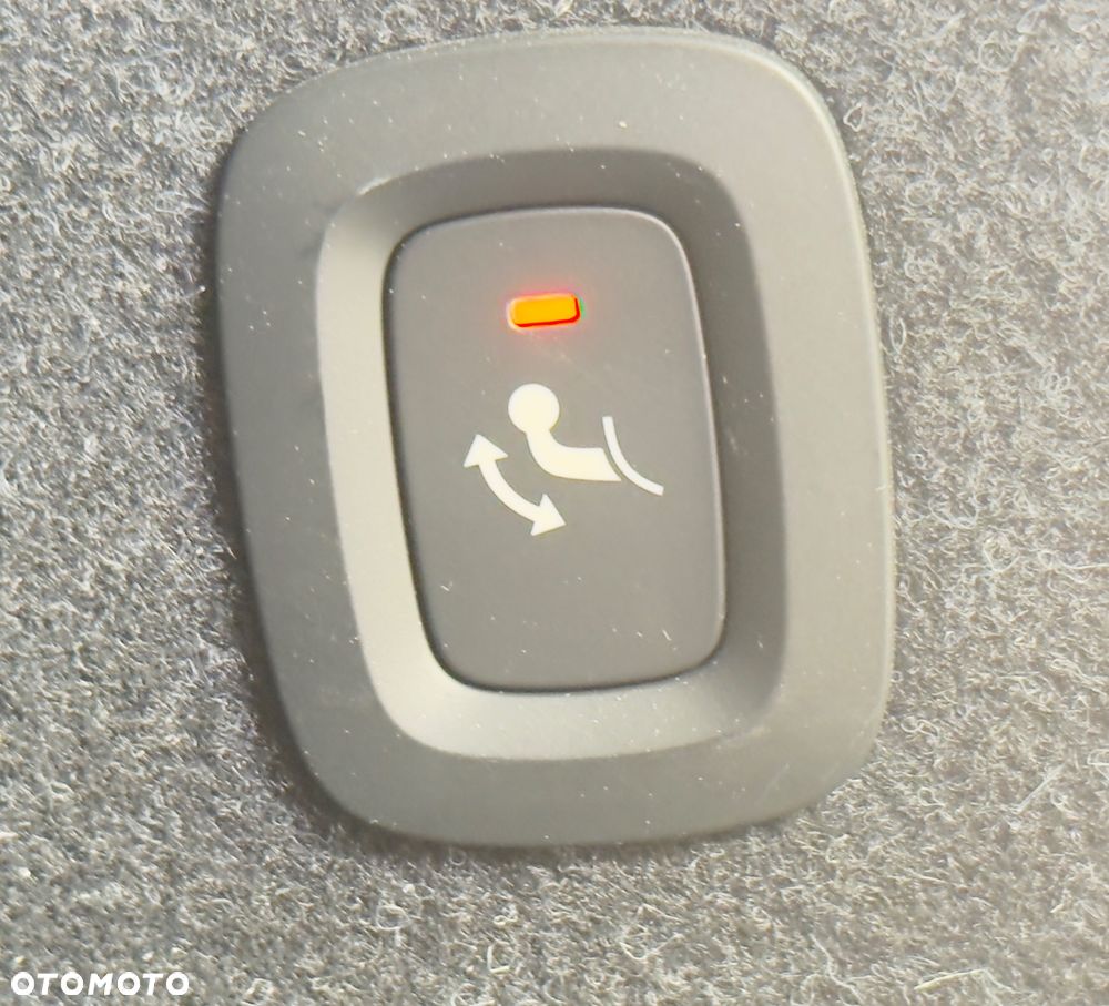 Volvo XC 40 B4 Ultimate Dark - 17