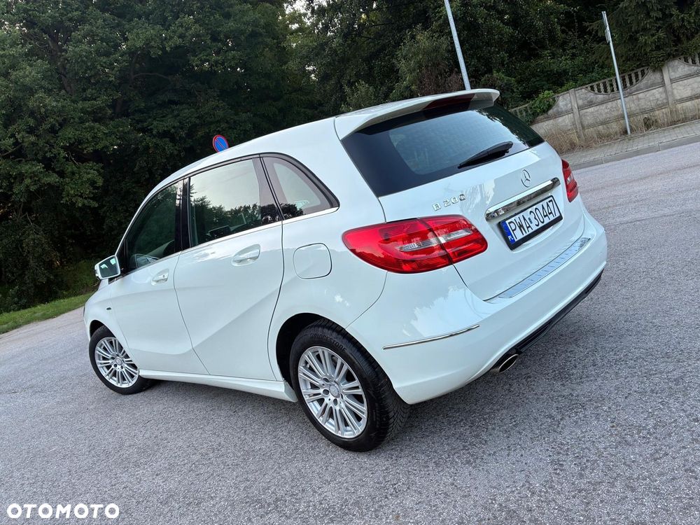 Mercedes-Benz Klasa B 200 (BlueEFFICIENCY) - 4