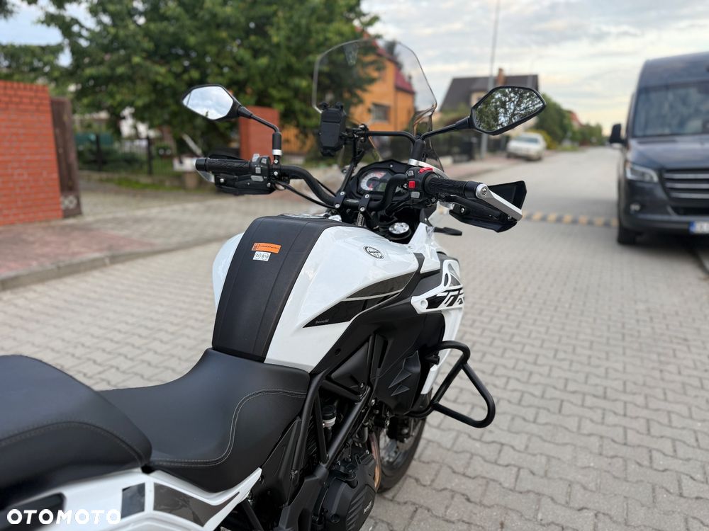 Benelli TRK 502X - 11