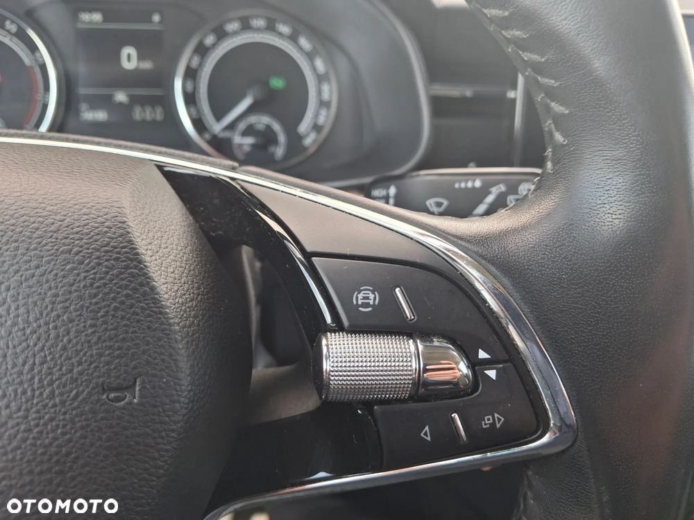 Skoda Kamiq 1.0 TSI Style DSG - 21