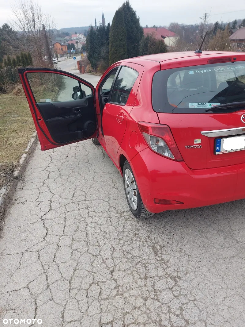 Toyota Yaris 1.33 Luna - 4