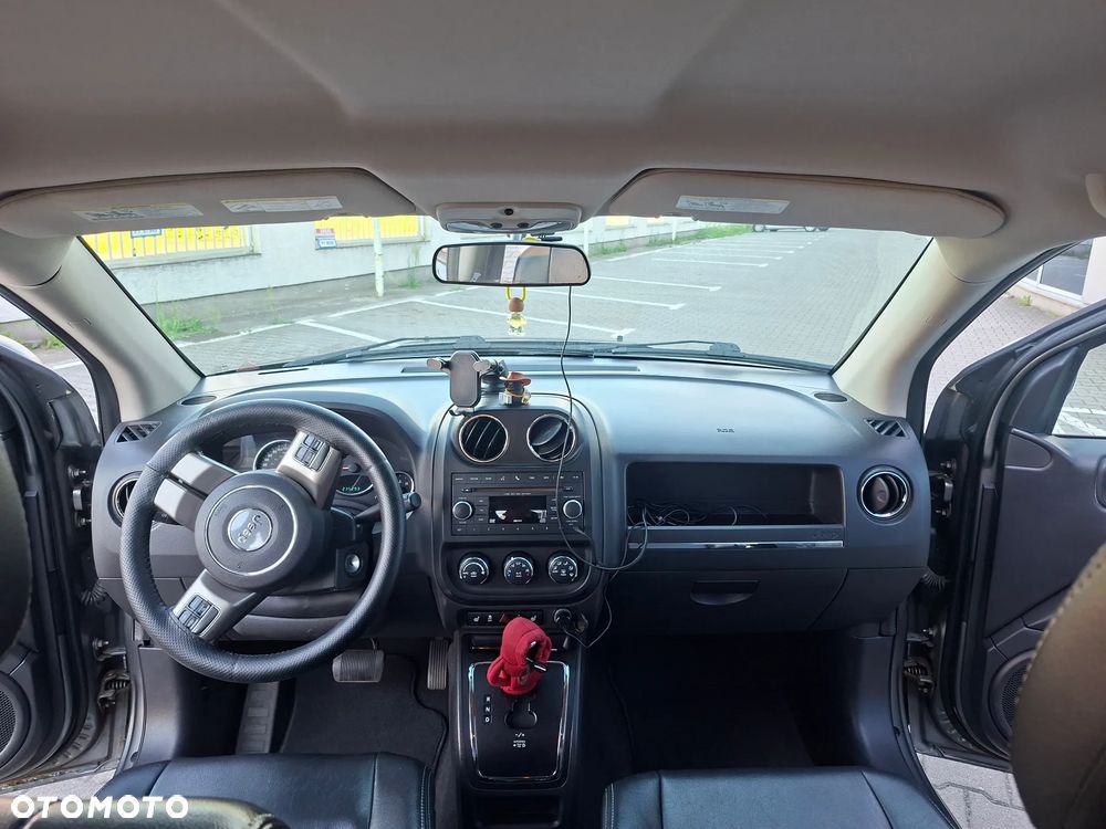 Jeep Compass - 13