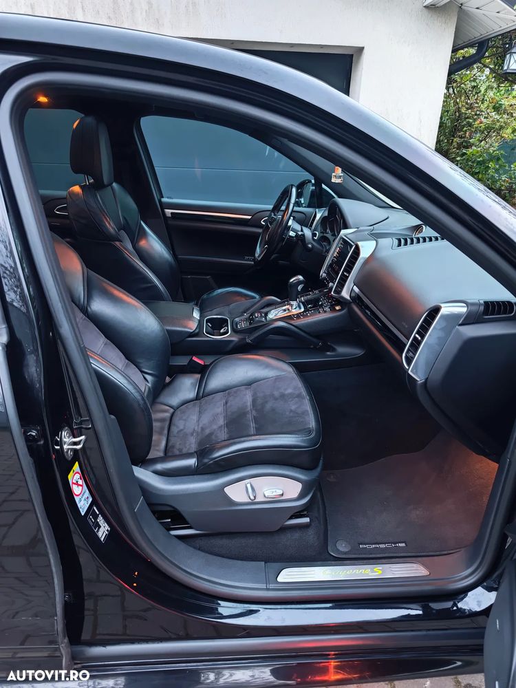 Porsche Cayenne S E-Hybrid Platinum Edition - 15