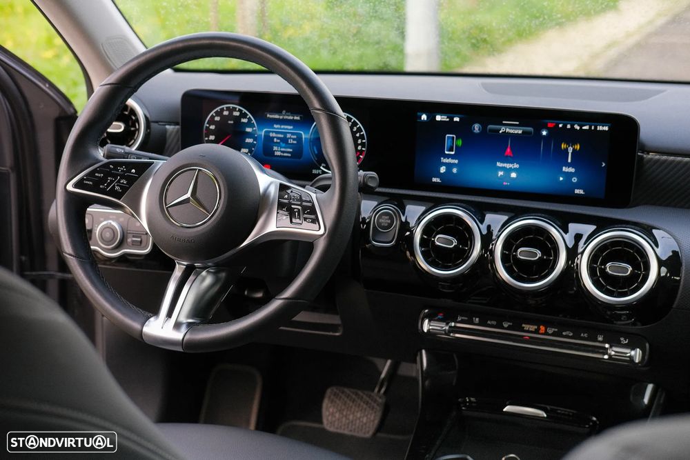 Mercedes-Benz A 250 e - 20