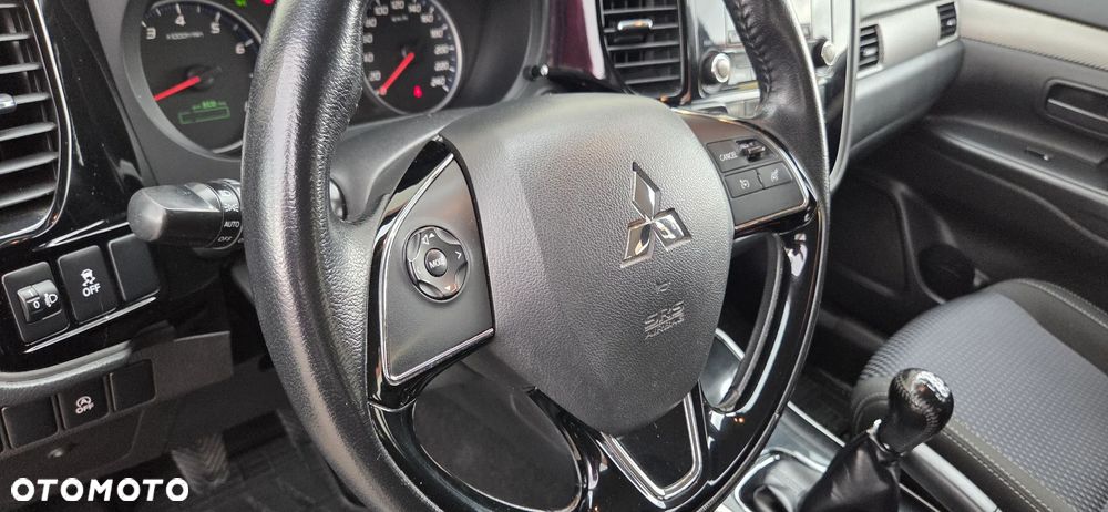 Mitsubishi Outlander 2.0 City Style 2WD - 30