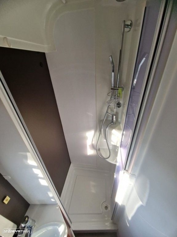 Adria Matrix Plus 670 SLT Camas gêmeas - 20