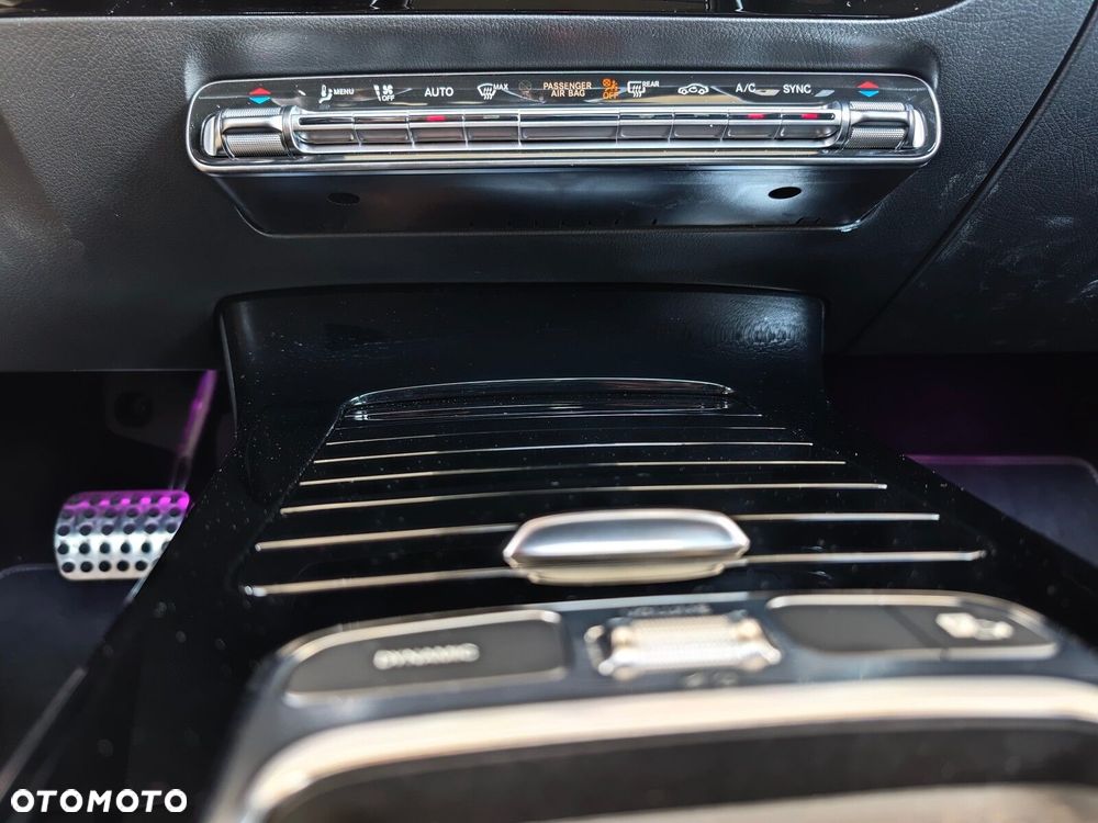 Mercedes-Benz CLA 200 mHEV AMG Line 7G-DCT - 24