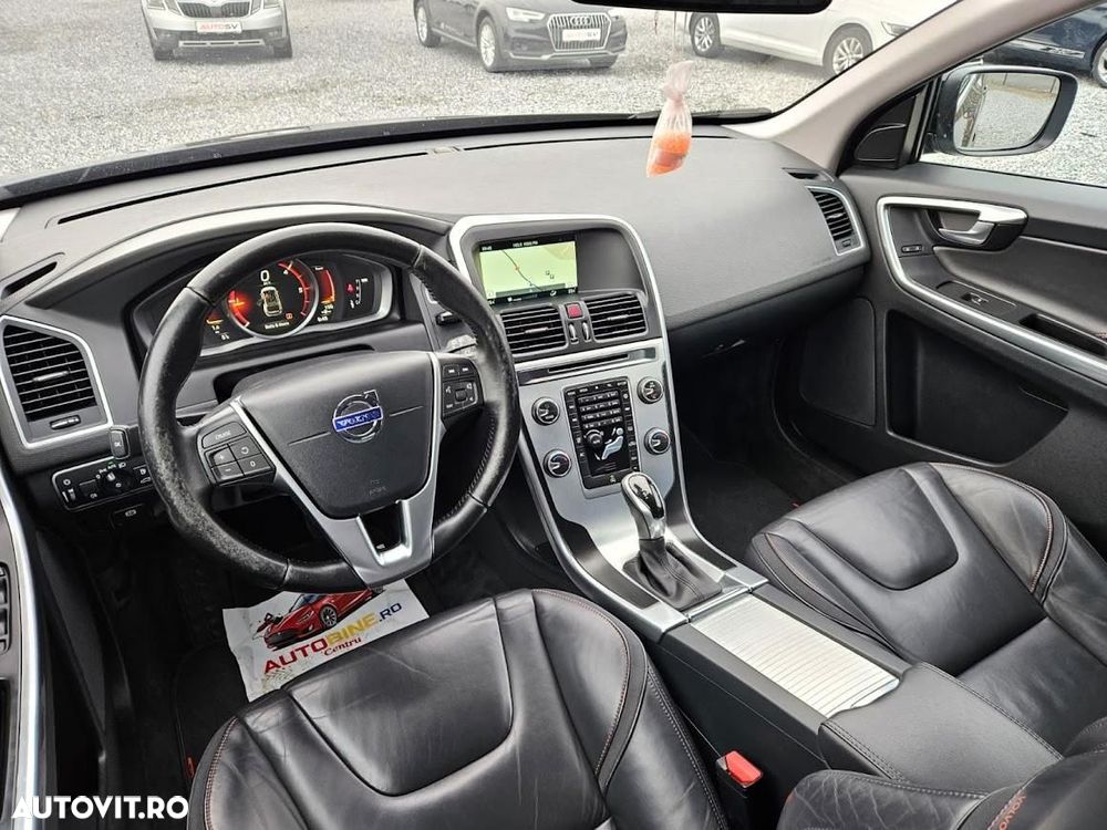 Volvo XC 60 - 6