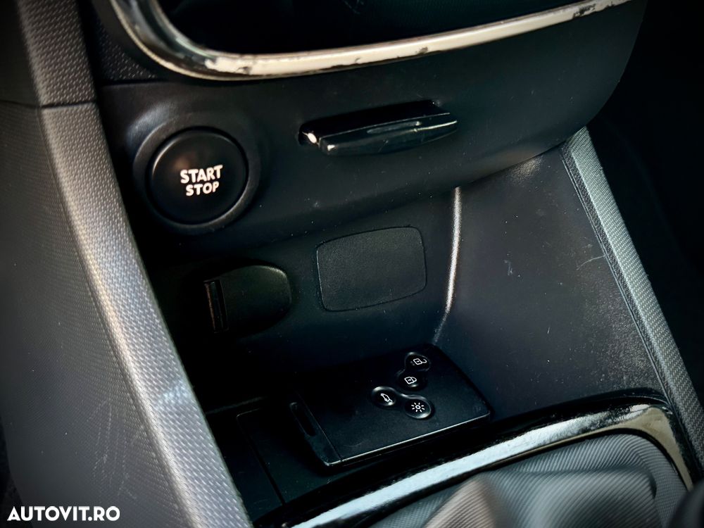 Renault Clio ENERGY TCe 90 Start & Stop LIMITED - 28