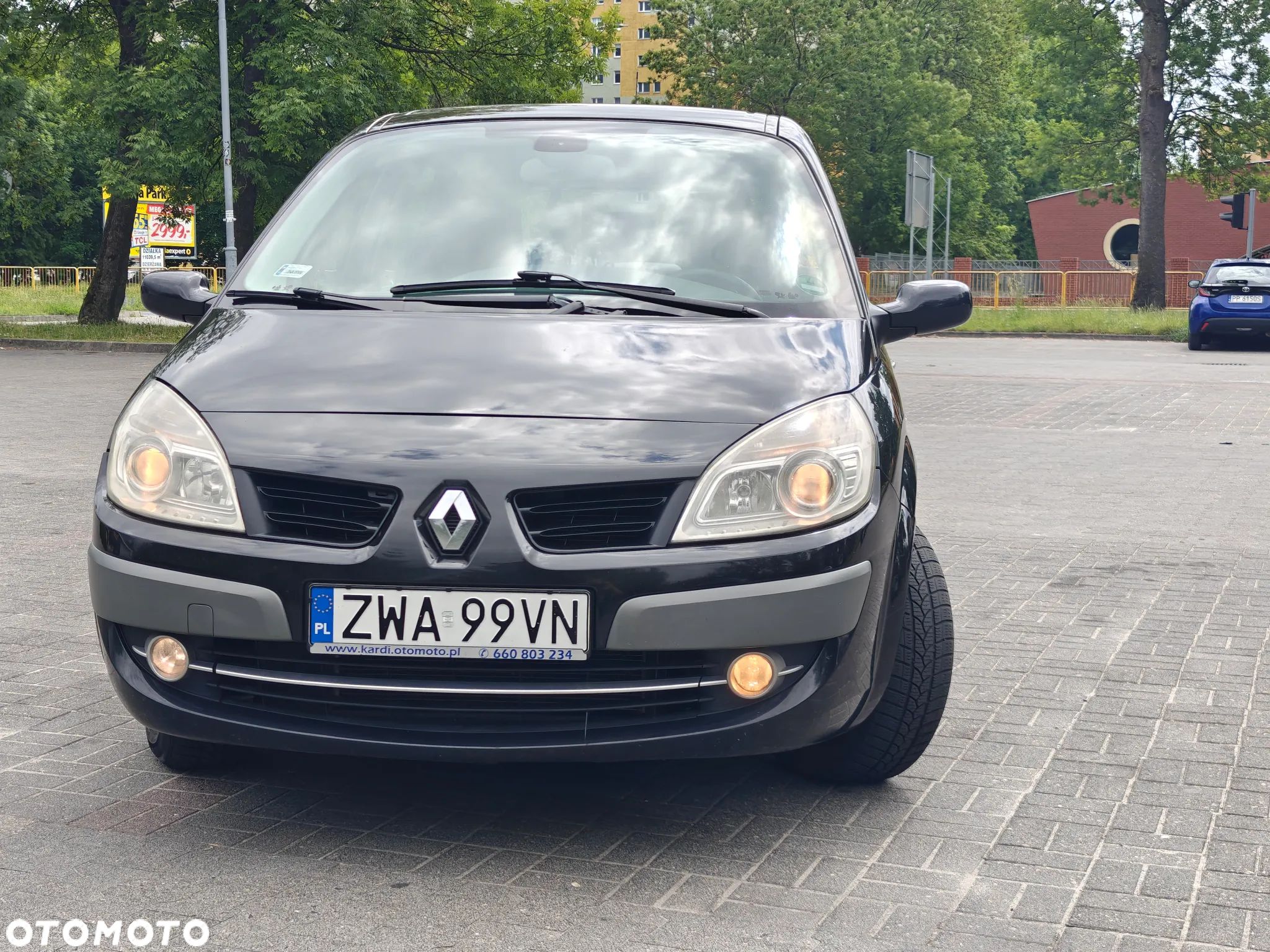 Renault Scenic 1.6 16V Confort Expression - 1